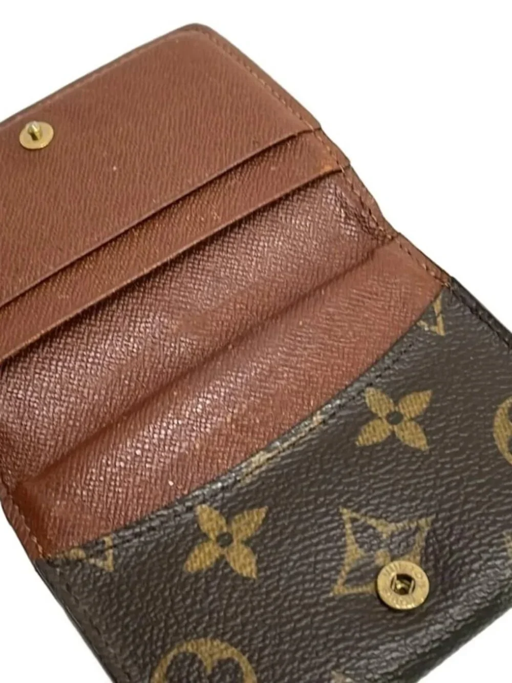 Louis Vuitton accessories	none note	